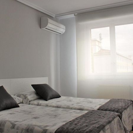 Pension Mayte Pamplona Buitenkant foto